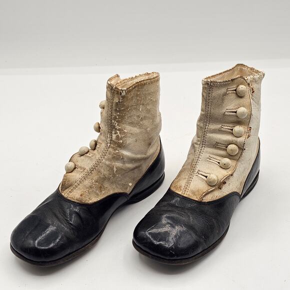 Vintage Victorian Child's High-Top Shoes 1890s Button-Up Leather - Picture 4 of 8